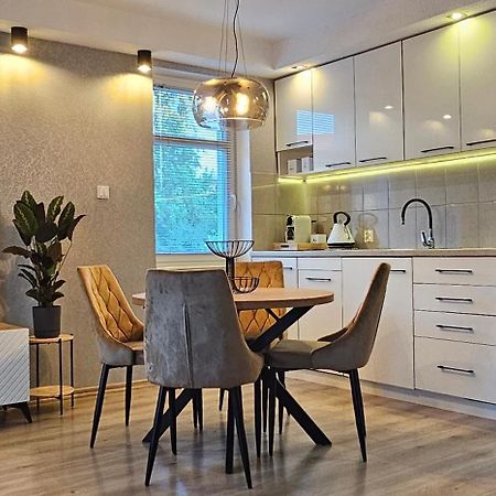 Apartament W Centrum Z Widokiem Na Jeziorko Kętrzyn Exteriér fotografie
