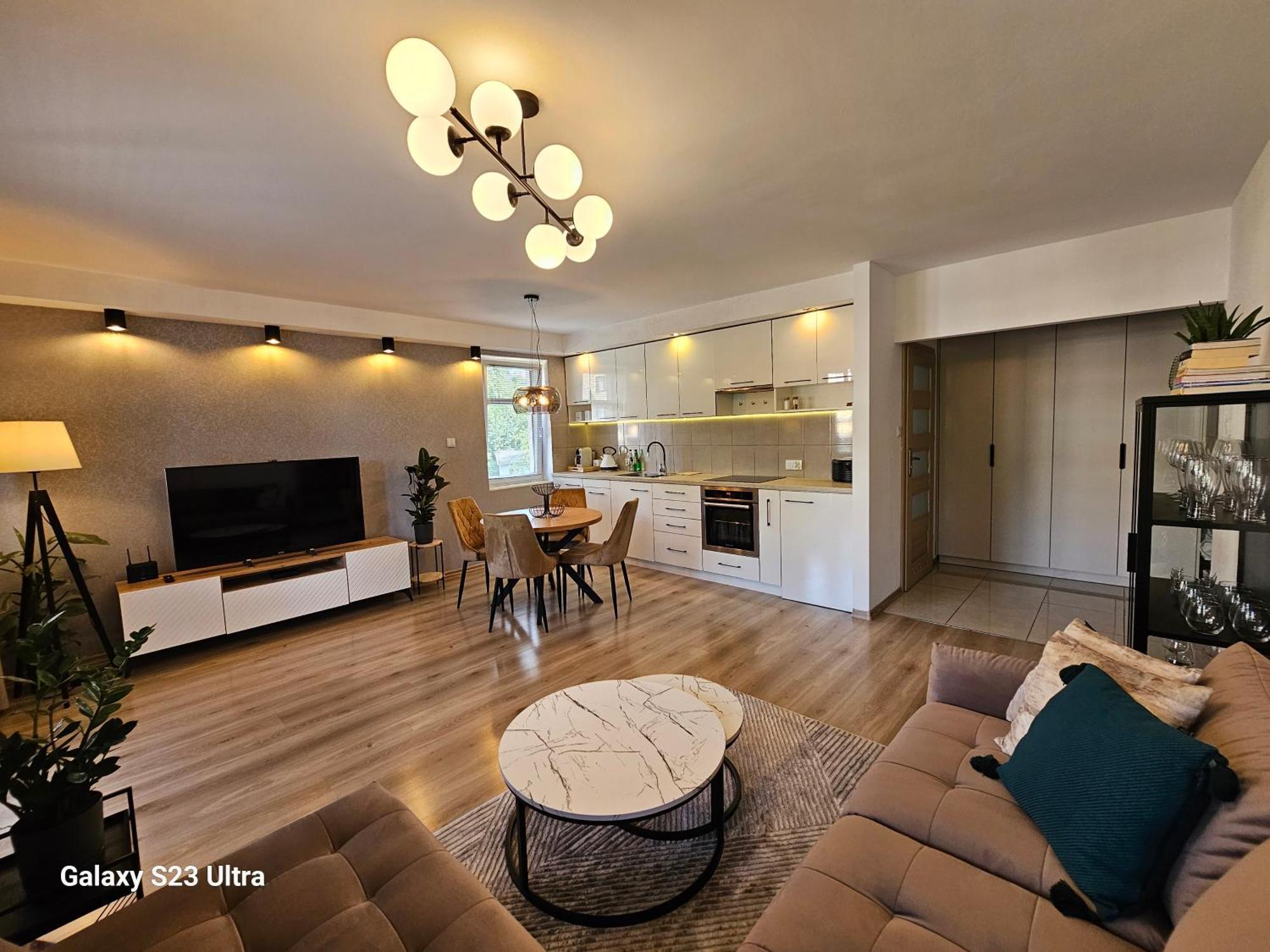 Apartament W Centrum Z Widokiem Na Jeziorko Kętrzyn Exteriér fotografie